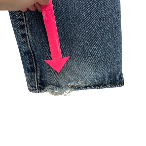 Vintage Levi's 501 Button Fly Distressed Denim Straight Leg Jeans Mens 36X30 - Picture 9 of 16